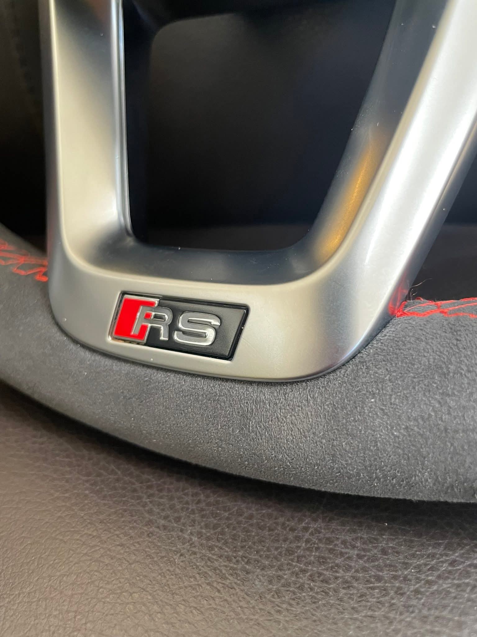 RS steering wheel complete with trim AND airbag - Image 6
