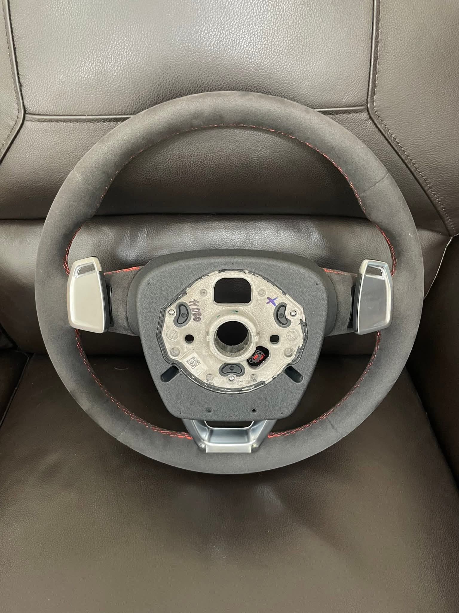 RS steering wheel complete with trim AND airbag - Image 4