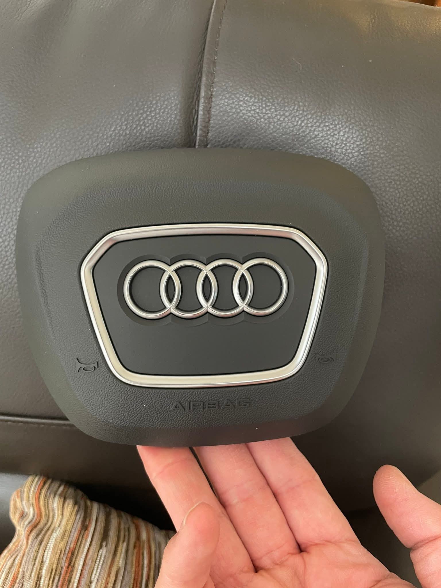 RS steering wheel complete with trim AND airbag - Image 3