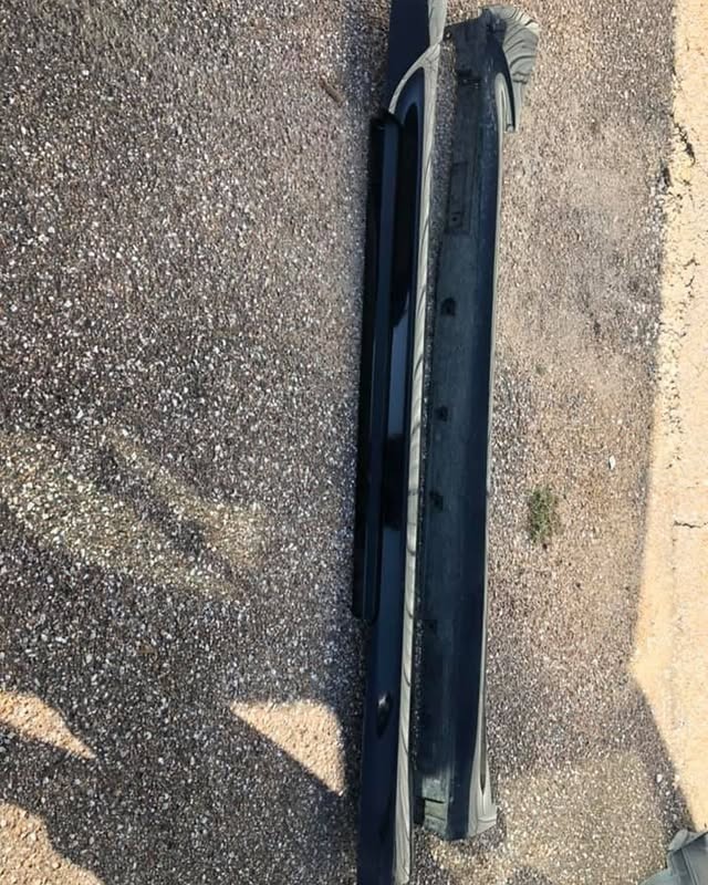 Used 2013 Infiniti G37S Side Skirts (Left & Right Pair) - Image 5