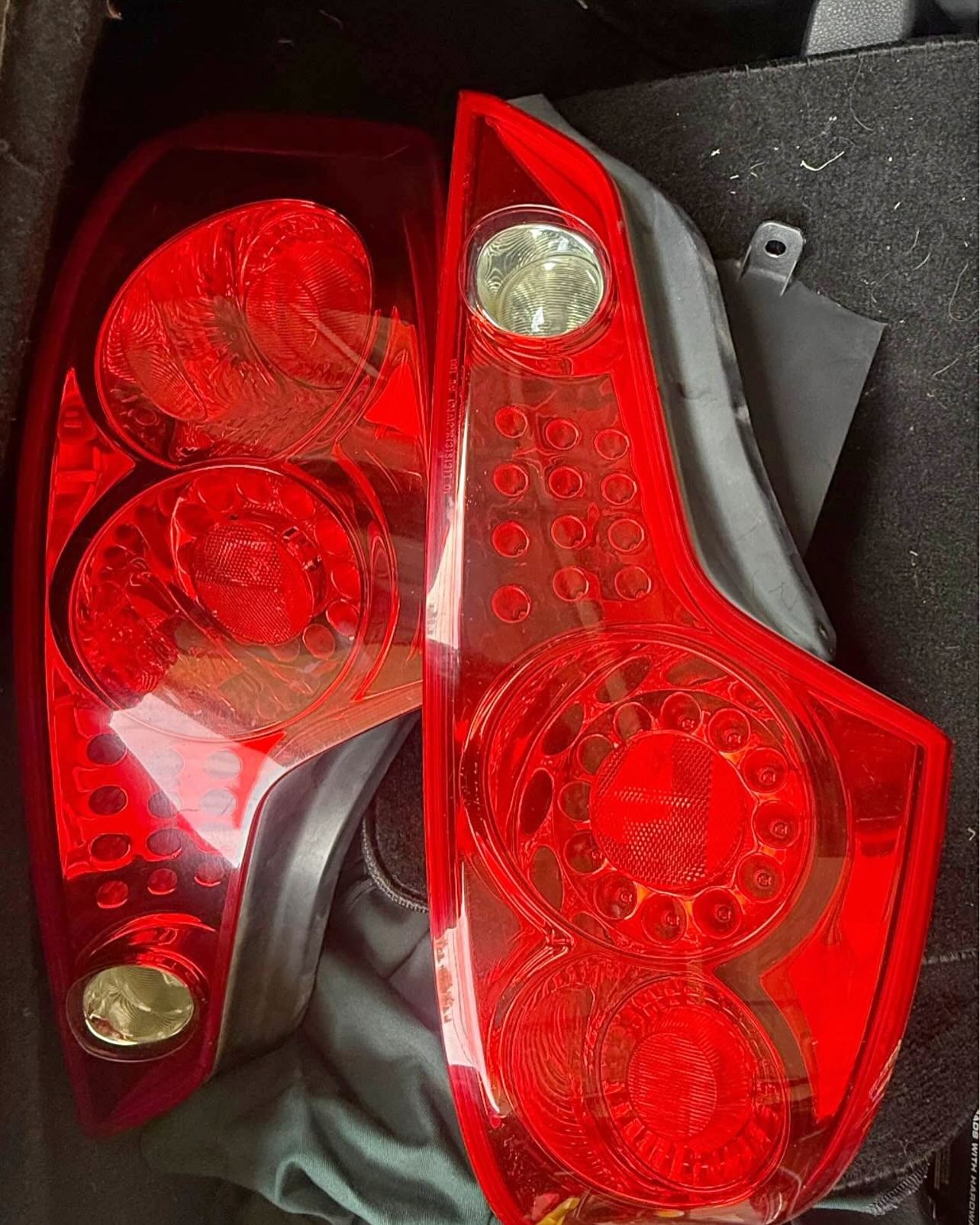 Infiniti G35 Taillights - Image 4