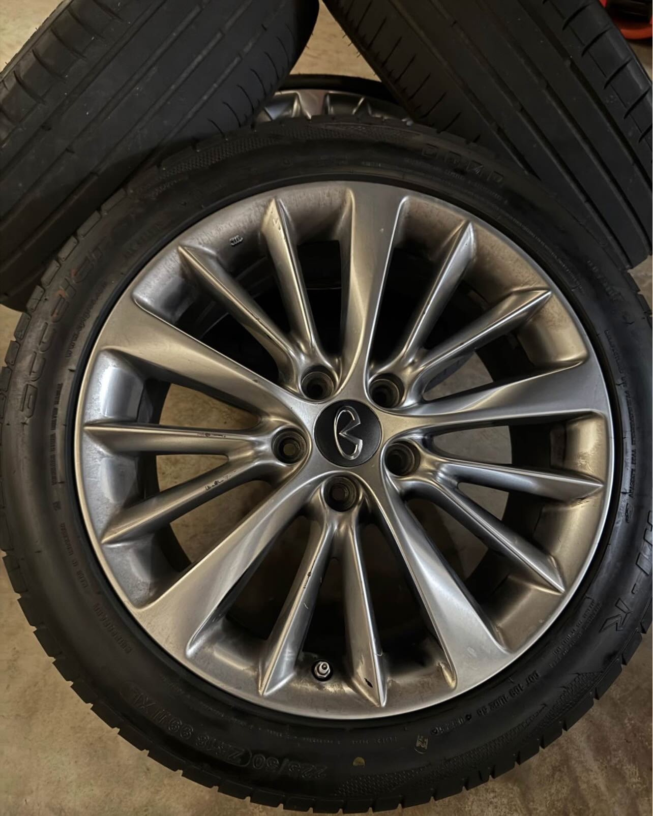 Infiniti Q50 Stock Wheels - Image 4