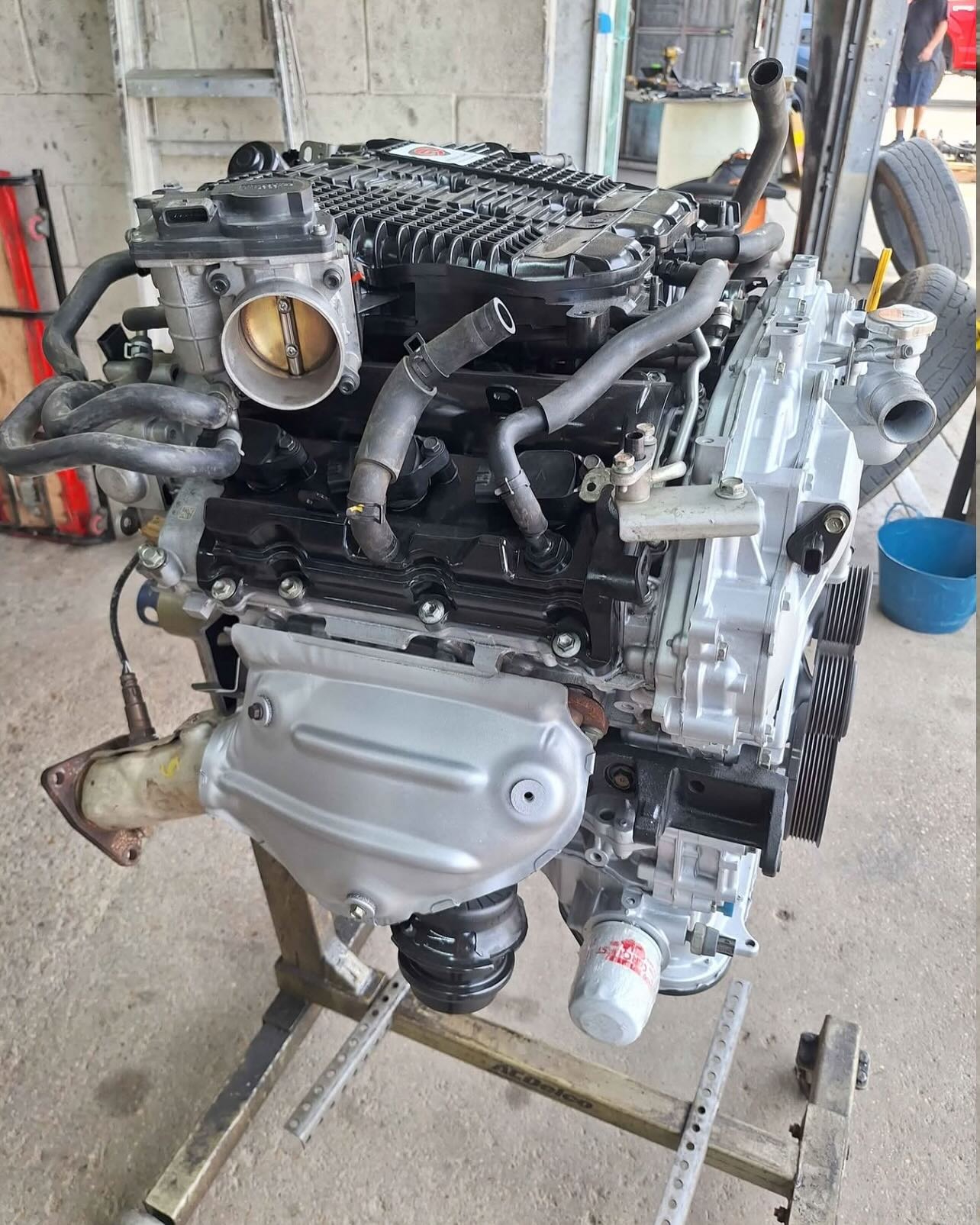 Used 2011 Infiniti V6 Engine - Image 4