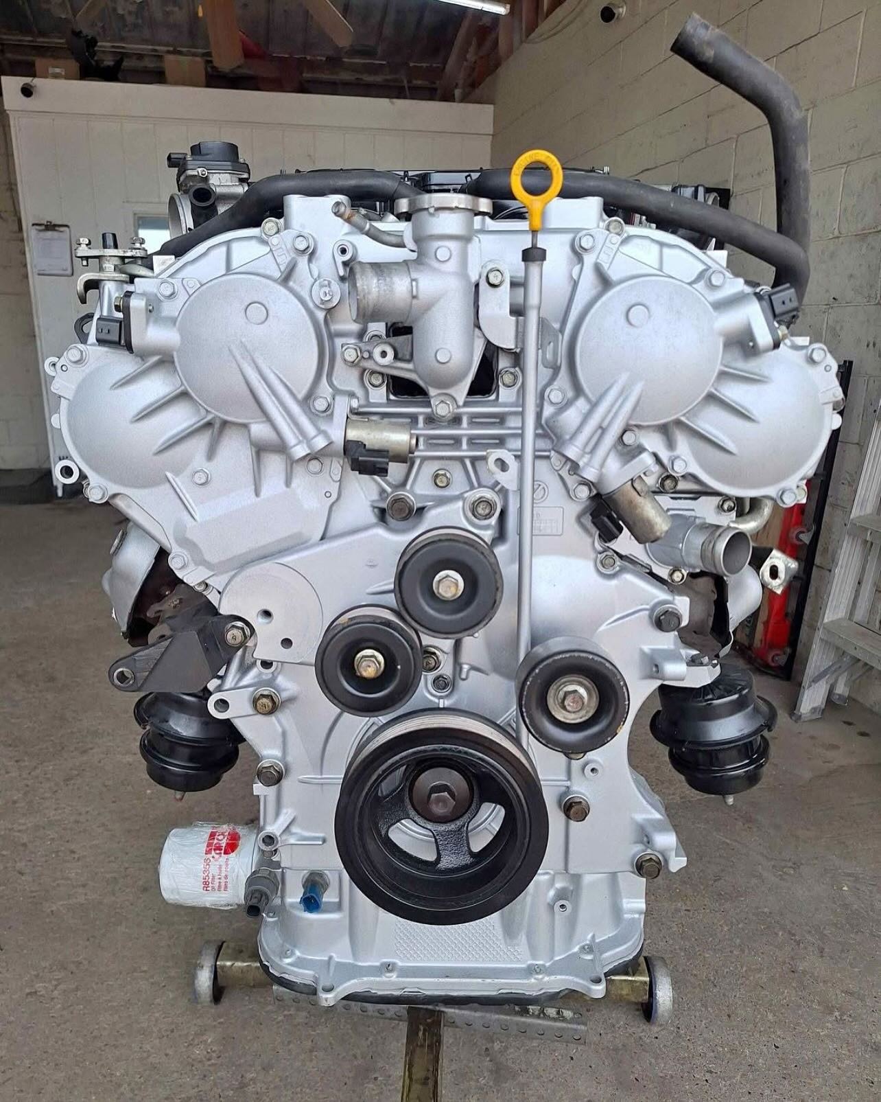 Used 2011 Infiniti V6 Engine - Image 3