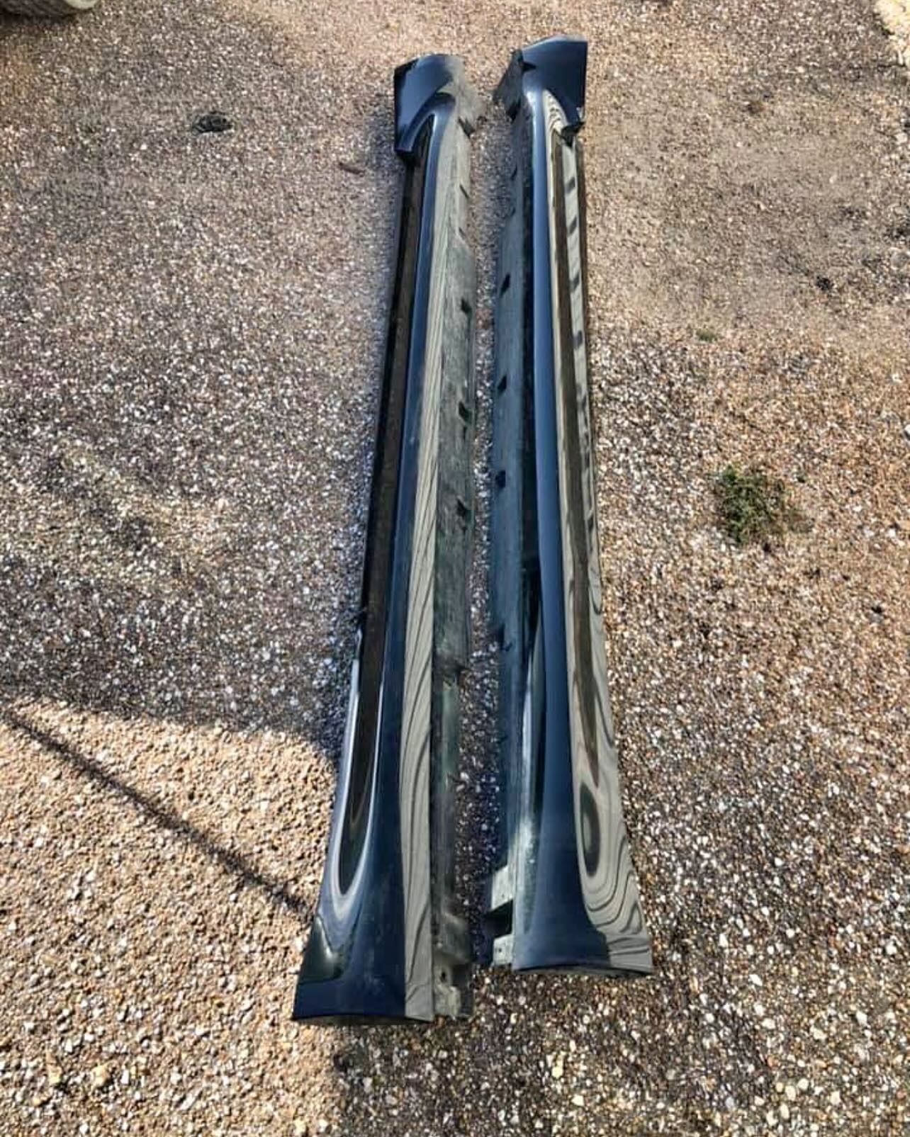 Used 2013 Infiniti G37S Side Skirts (Left & Right Pair) - Image 4